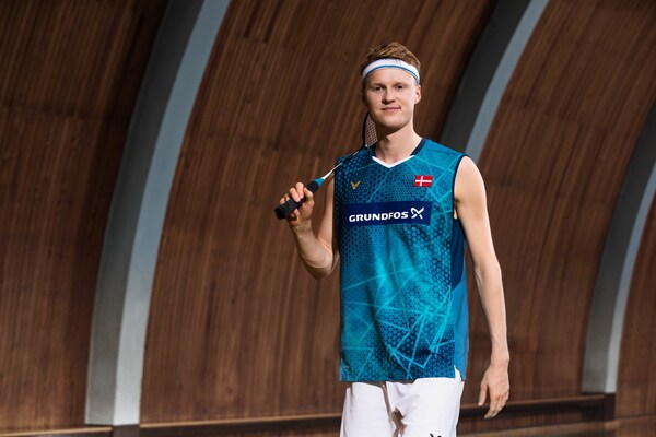 能向吴艳妮 能向吴艳妮