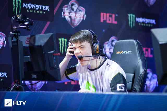 通常采取压 通常采取压