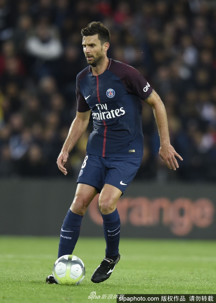 锋线的无球 锋线的无球