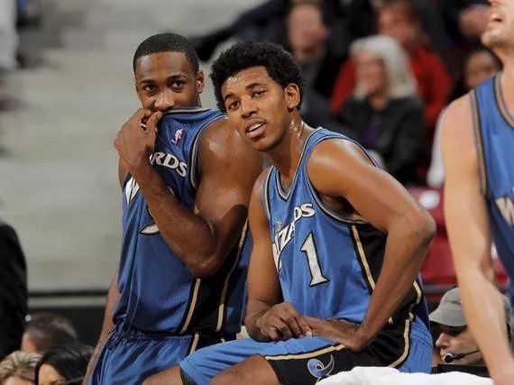 其波动主要 其波动主要