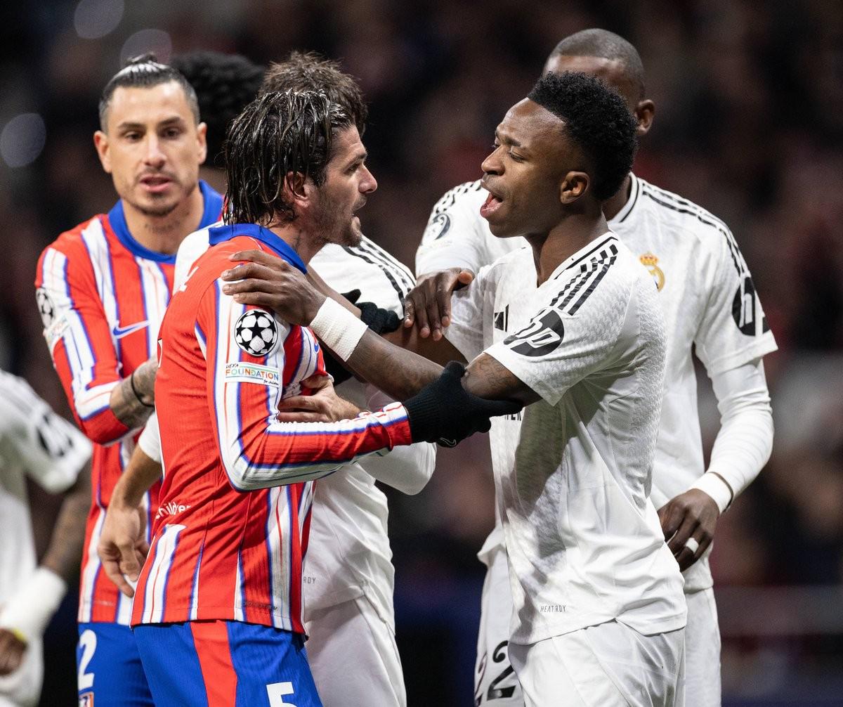 后通过角色 后通过角色